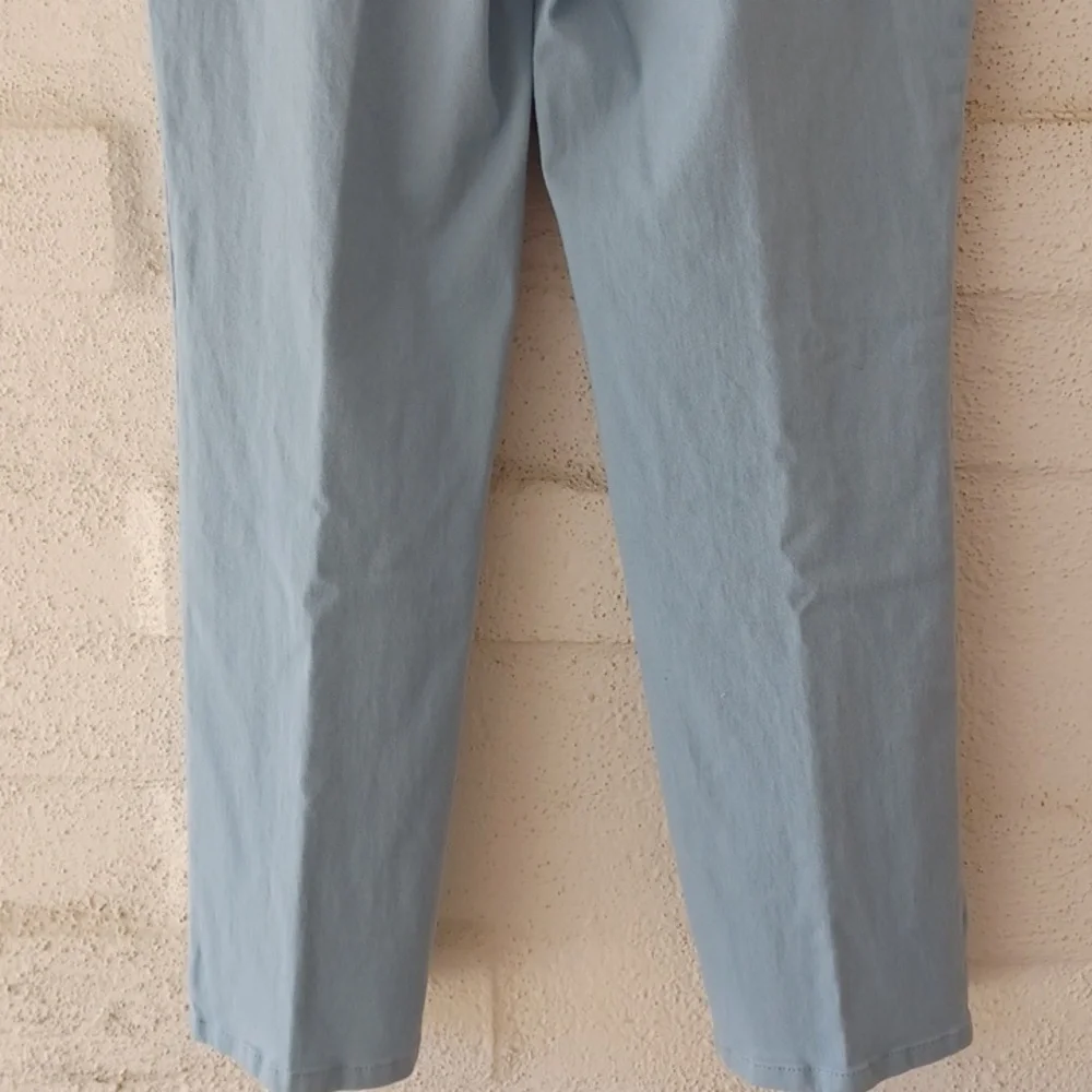 Gloria Vanderbilt Light Blue Amanda Straight Leg High Rise Jeans Petite